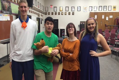 Cartoon character spirit day encourages funny costumes – The Guidon Online