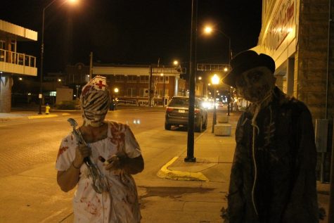 Two members from the "Haunted Tours" downtown.