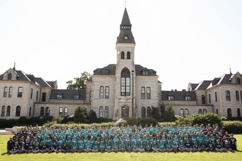 Hays High ambassadors Gregg and Koerner attend HOBY conference