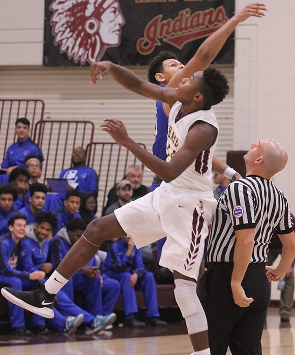 Tyrese Hill receives all-tournament award
