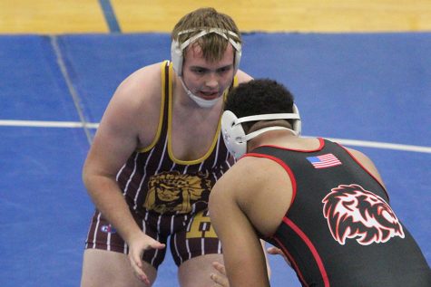 Wrestling Splits with Garden City and Liberal