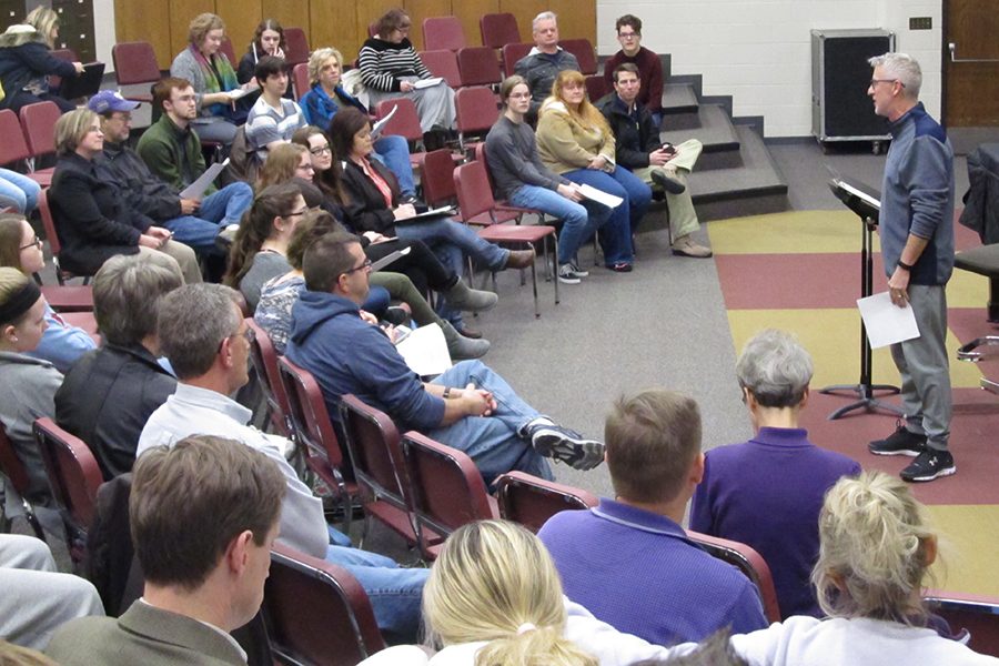 Instructor+Johnny+Matlock+holds+his+annual+Dinner+Show+meeting+with+the+parents+of+students+in+Chamber+Singers.+The+meeting+is+normally+held+earlier+in+January+but+had+to+be+moved+back+on+account+of+a+new+development.