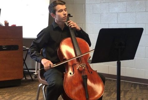 KMEA competition participants receive ratings for performances